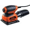 BLACK & DECKER Black And Decker - Ponceuse Vibrante 220 W 113.5 X 109 Mm Avec Sac à Poussière - KA400-QS